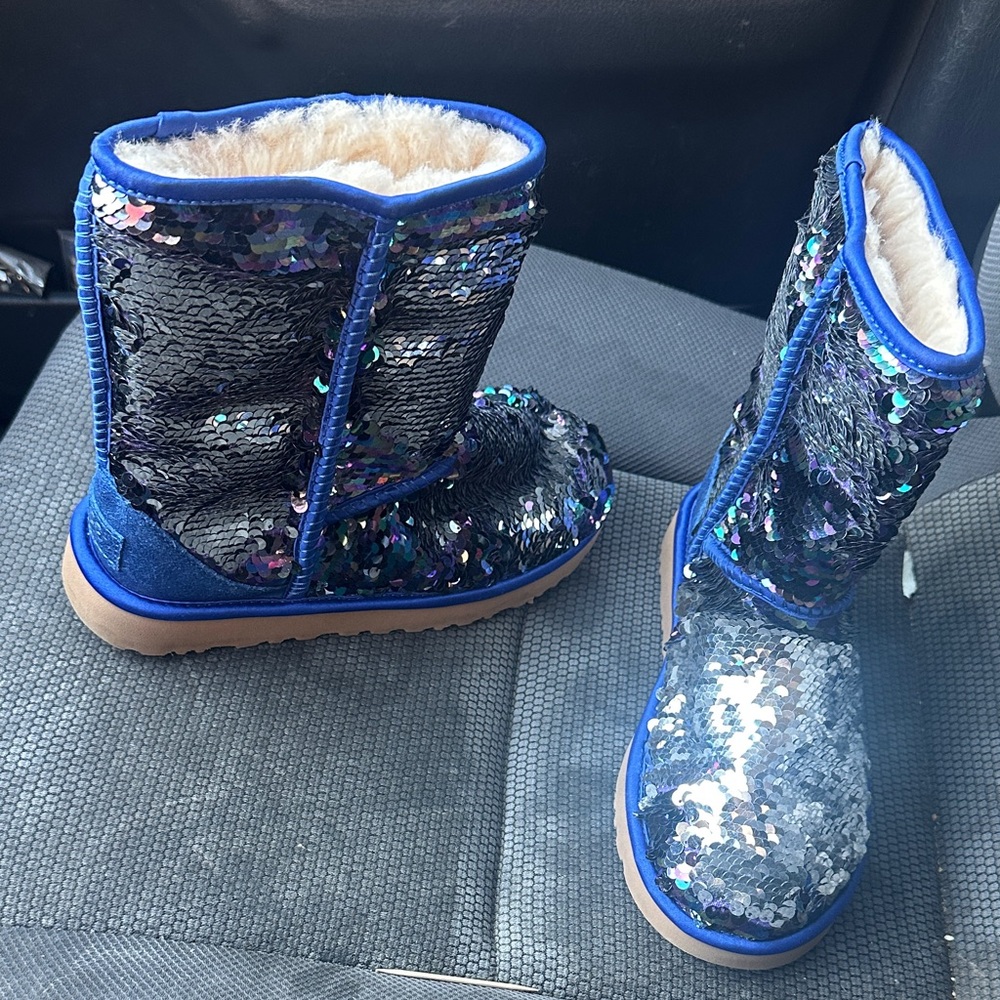 Sequin sparkle classic UGG boots BRAND NEW